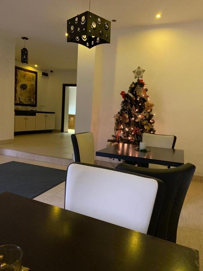 Chic City Rooms Сигишоара Екстериор снимка